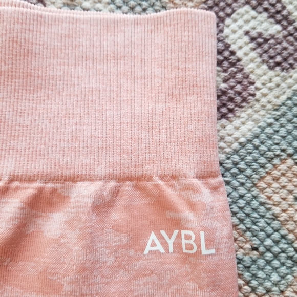 Aybl Camo Seamless Leggings - peach - Picture 7 of 8